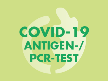 <strong>Anmeldung zum COVID-19-Test</strong><br /><br />
Wir bieten Ihnen die Möglichkeit, sich kostenlos mittels Antigen- oder PCR-Test auf das Corona-Virus testen zu lassen. Für die Gratis-Testung bringen Sie bitte Ihre e-Card und einen Lichtbildausweis mit.<br />
Die Kosten bei Selbstzahlung betragen € 25 für einen Antigen- und € 35 für einen PCR-Test.<br /><br />
Weitere Informationen finden Sie <a href="https://www.aichfeldapotheke.at/aktuelle-themen/covid-19-antigentest/">hier</a>.<br /><br /><br />
<a href="https://apotheken.oesterreich-testet.at/#/registration/start" target="_blank">Hier geht es zur Online-Anmeldung</a><br />